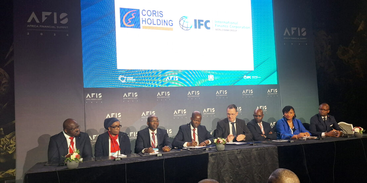 Signature de convention le 9 décembre 2024 à Casablanca entre Coris group et IFC